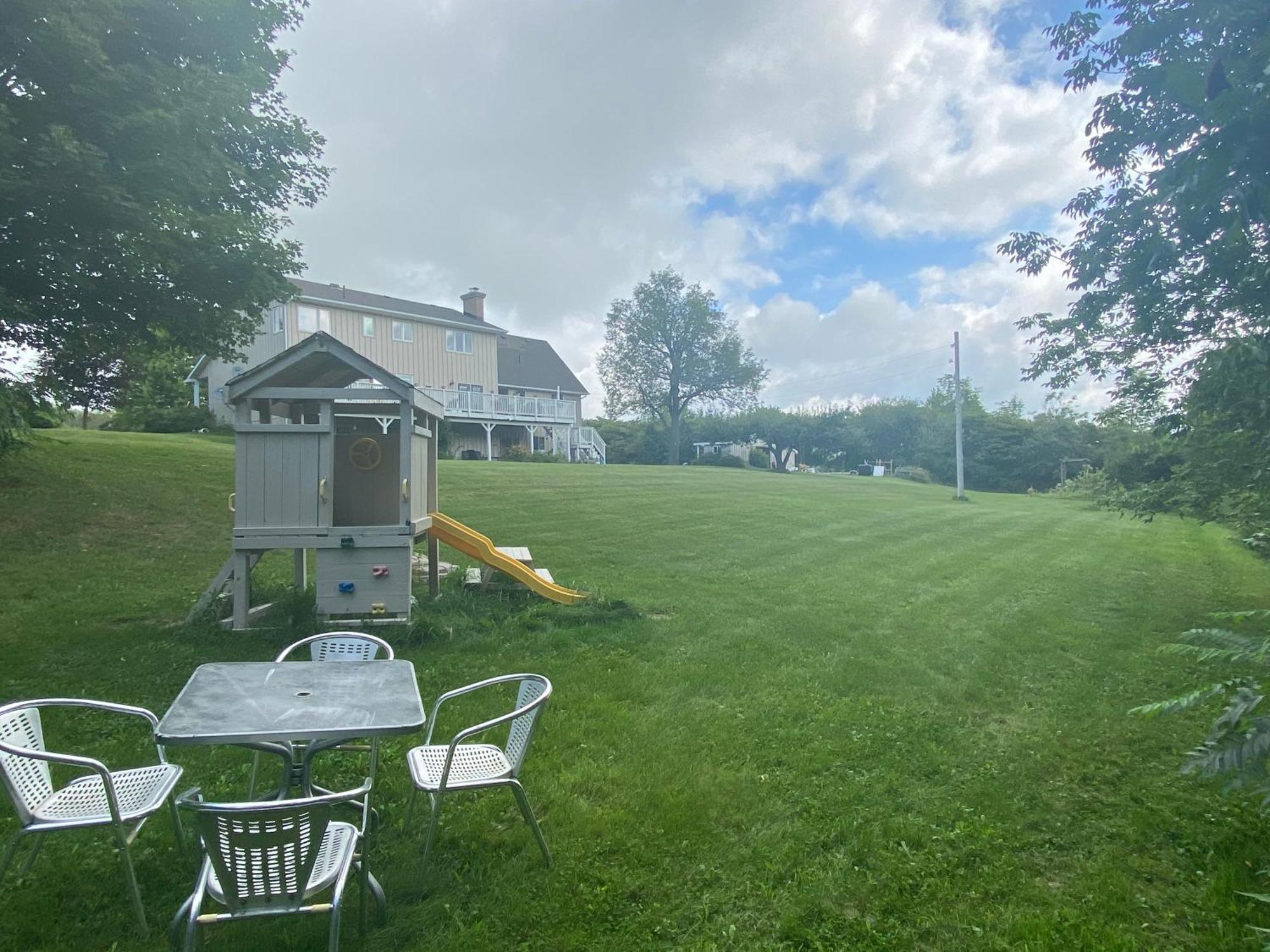 The Glen Huron Inn Duntroon Zewnętrze zdjęcie